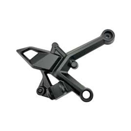 CFMOTO 250NK ÖN BASAMAK BRAKETİ SAĞ ORİJİNAL